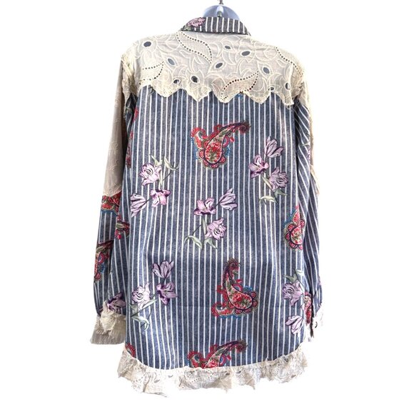 POL Women's Striped Paisley Floral Lace Button Up Shirt Size Medium Boho - Picture 3 of 10